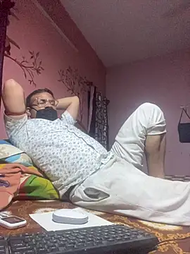 Saxymood1111 online show from February 2026 04:08:01 PM