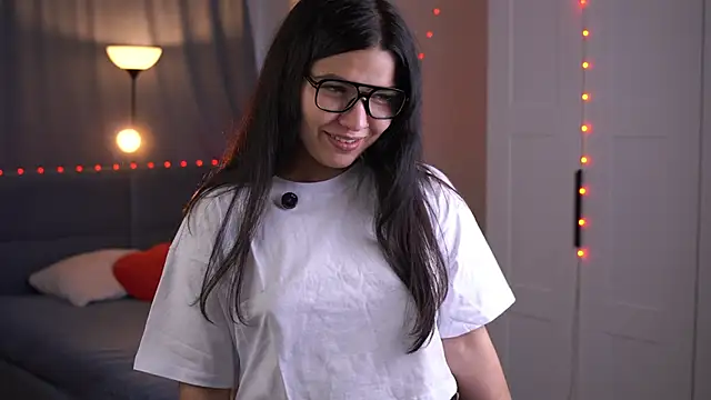 LulaMazzeo online show from December 2025 07:39:01 AM