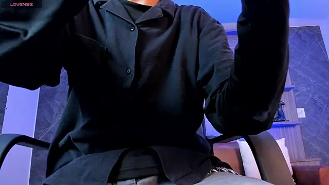 Snapshot of Bastthianxxx chatting on December 2025 07:22:01 PM Bastthianxxx online show from December 2025 07:22:01 PM