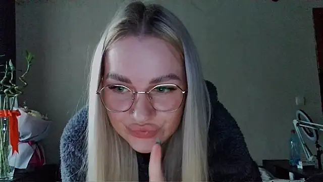 Snapshot of Whitehex666 chatting on December 2025 10:11:01 AM Whitehex666 online show from December 2025 10:11:01 AM