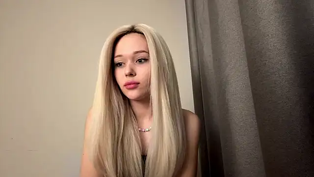 ElyaMur online show from March 2026 04:07:02 PM