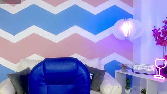 Snapshot of zahira1 chatting on December 2025 05:21:02 PM zahira1 online show from December 2025 05:21:02 PM