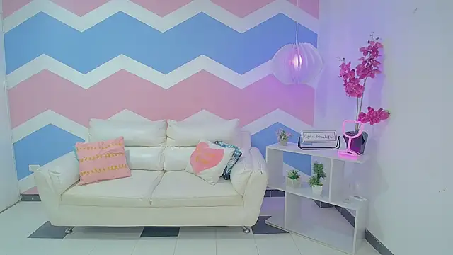 zahira1 online show from March 2026 06:15:02 PM