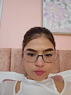 SashaBlake  online show from December 2025 10:37:01 PM