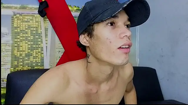 Snapshot of Melanny-hot-tonny chatting on November 2025 03:54:01 AM Melanny-hot-tonny online show from November 2025 03:54:01 AM