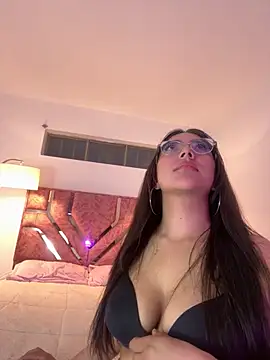 Snapshot of Dafne_se chatting on December 2025 01:33:02 AM Dafne se online show from December 2025 01:33:02 AM