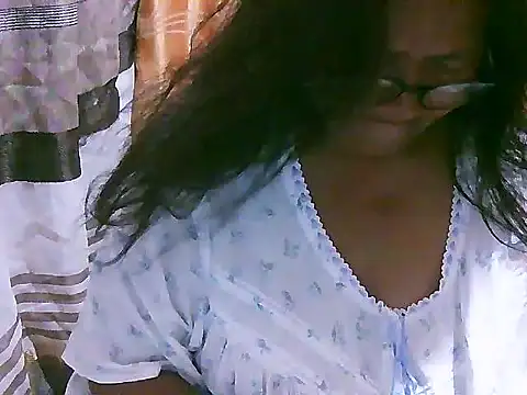 fireflower70 online show from February 2026 10:52:02 PM