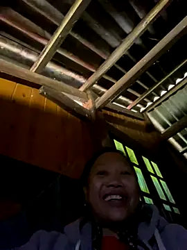 Snapshot of LeoPet2x chatting on November 2025 02:03:01 AM LeoPet2x online show from November 2025 02:03:01 AM