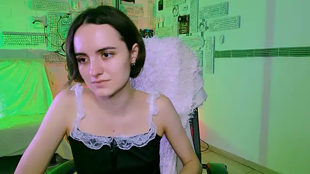 KateWillows online show from February 2026 04:06:01 AM