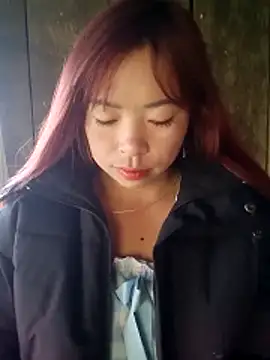 alissa-ww online show from December 2025 12:59:02 AM