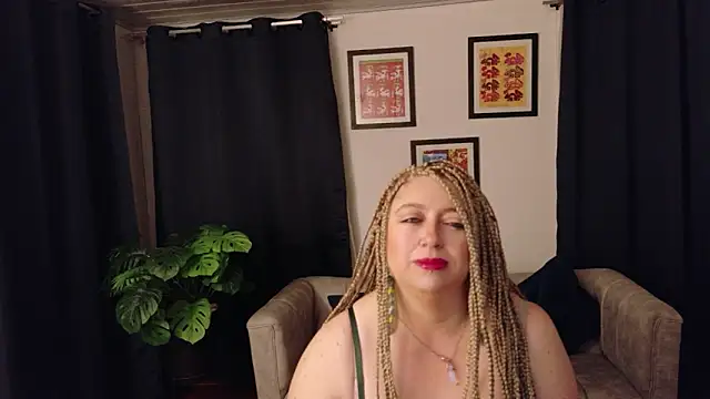 MilfArlet online show from March 2026 01:37:01 PM