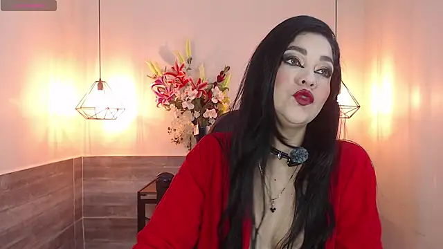 Snapshot of MarianaMontezz chatting on February 2026 07:57:02 PM MarianaMontezz online show from February 2026 07:57:02 PM