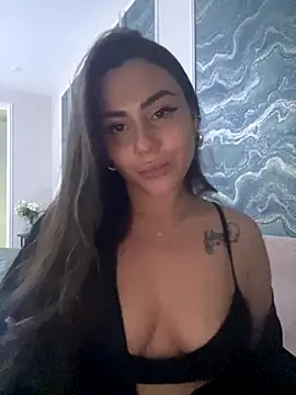 Snapshot of SusunnyGirl chatting on December 2025 04:27:01 PM SusunnyGirl online show from December 2025 04:27:01 PM