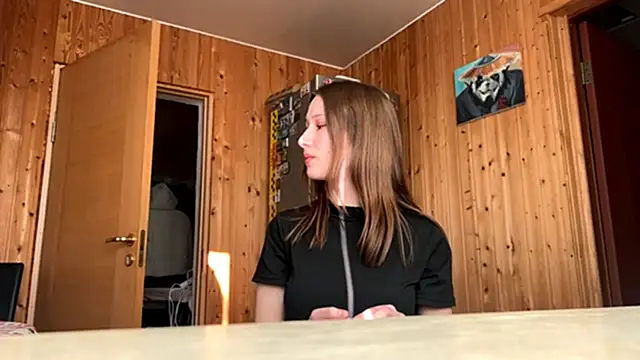 Snapshot of UnsentAle chatting on December 2025 11:08:01 AM UnsentAle online show from December 2025 11:08:01 AM