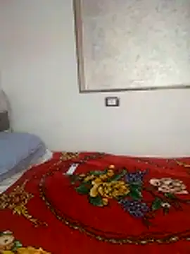 lolotheone online show from April 2026 07:48:01 PM