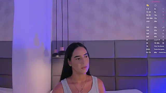 Emily luve online show from December 2025 07:44:01 PM