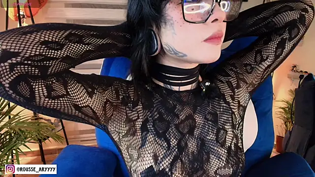 AryRousse online show from April 2026 02:14:02 AM