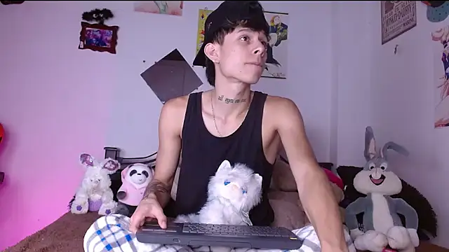 Jake beach  online show from March 2026 06:23:02 PM