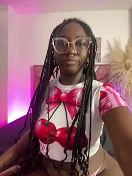 ZahhyGrey online show from April 2026 10:32:01 PM