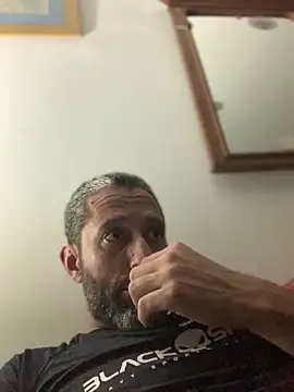 Calientesensible online show from March 2026 03:12:01 AM