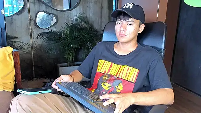 isaac grimm online show from January 2026 03:00:02 AM