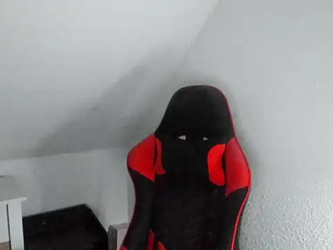 Snapshot of ladny92 chatting on April 2026 02:25:02 AM ladny92 online show from April 2026 02:25:02 AM