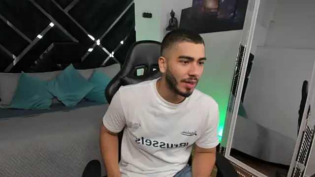 Franco banderas online show from January 2026 03:36:02 PM