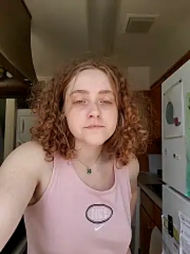 DeliaBlew online show from April 2026 06:34:01 PM