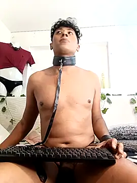 Snapshot of Varek_biglatin_dick chatting on December 2025 01:24:01 AM Varek biglatin dick online show from December 2025 01:24:01 AM