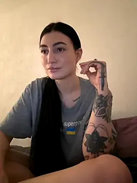 Ruby yy online show from December 2025 06:03:02 PM