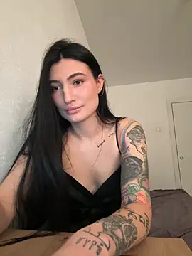 Ruby yy online show from December 2025 06:49:01 PM