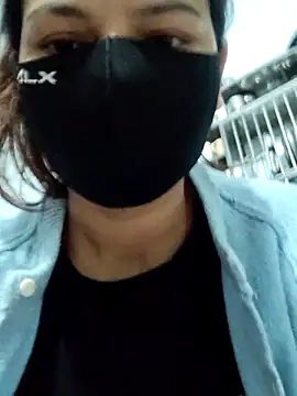 Snapshot of RADHIKA-1143 chatting on December 2025 01:54:02 AM RADHIKA-1143 online show from December 2025 01:54:02 AM