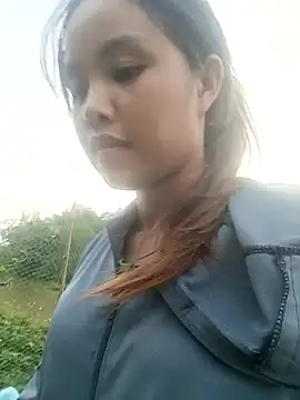 Snapshot of Pretty-haert chatting on December 2025 09:57:02 AM Pretty-haert online show from December 2025 09:57:02 AM