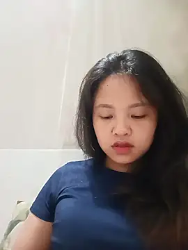 Snapshot of Pretty-haert chatting on May 2026 12:40:01 AM Pretty-haert online show from May 2026 12:40:01 AM