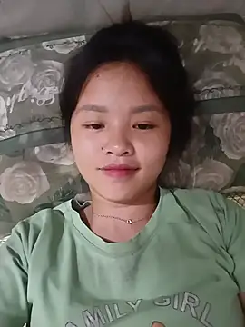 Snapshot of Pretty-haert chatting on May 2026 04:15:01 PM Pretty-haert online show from May 2026 04:15:01 PM