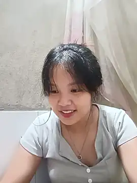 Snapshot of Pretty-haert chatting on May 2026 01:51:02 PM Pretty-haert online show from May 2026 01:51:02 PM