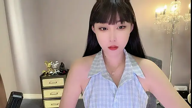 Snapshot of Miahave chatting on December 2025 01:32:02 AM Miahave online show from December 2025 01:32:02 AM