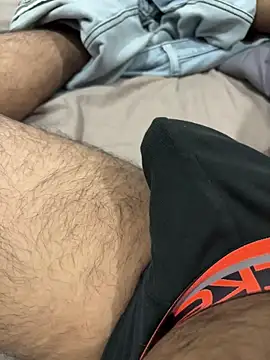 Snapshot of BlahNextDoor chatting on December 2025 06:26:01 PM BlahNextDoor online show from December 2025 06:26:01 PM