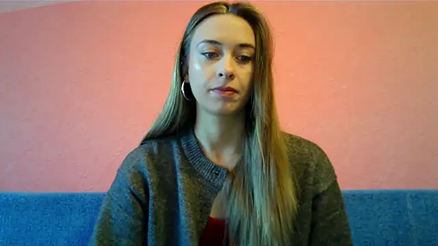 Snapshot of Honey_Whisper chatting on December 2025 09:03:01 AM Honey Whisper online show from December 2025 09:03:01 AM