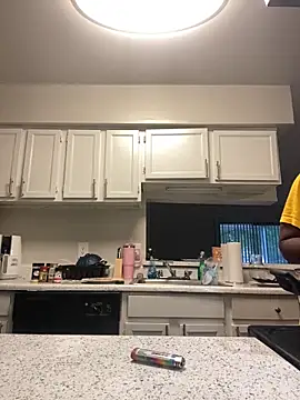 JaHavin- online show from April 2026 11:08:02 PM