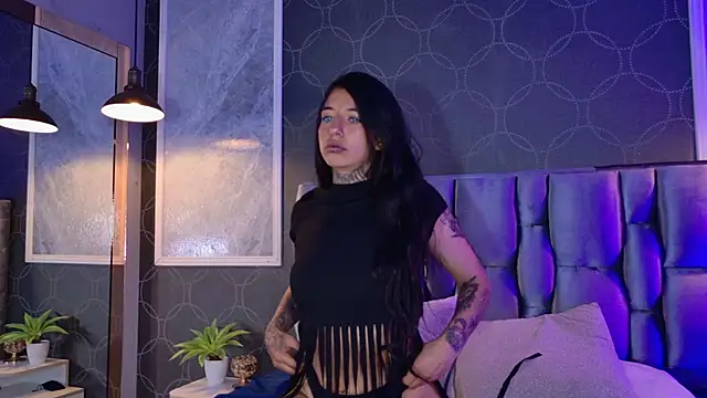 Snapshot of HannyJones chatting on December 2025 01:38:02 PM HannyJones online show from December 2025 01:38:02 PM