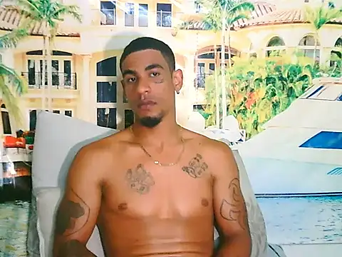 Snapshot of IndianMuscle69 chatting on December 2025 07:57:02 AM IndianMuscle69 online show from December 2025 07:57:02 AM