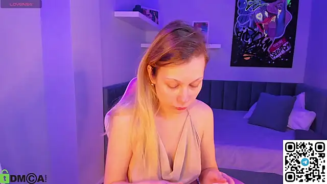 Snapshot of Michelle_Mary chatting on December 2025 01:22:01 AM Michelle Mary online show from December 2025 01:22:01 AM