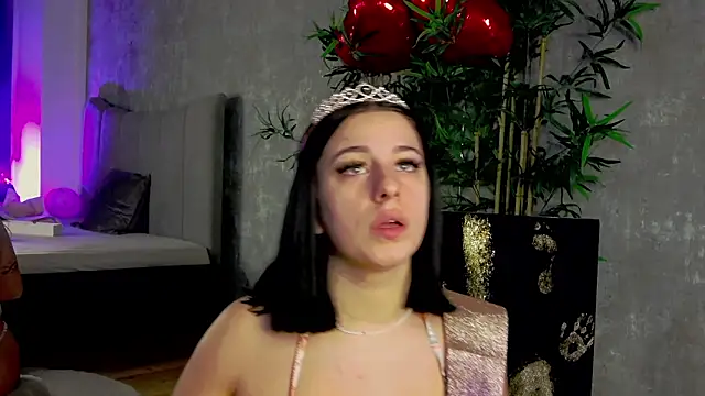 LucyRayy online show from March 2026 08:26:02 PM