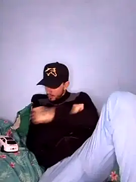 Snapshot of 30_GLADIADOR chatting on December 2025 04:06:01 AM 30 GLADIADOR online show from December 2025 04:06:01 AM