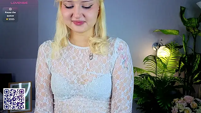 LeslieeWalker online show from December 2025 05:07:02 PM