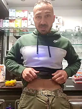 Snapshot of kunzpl chatting on December 2025 03:50:02 PM kunzpl online show from December 2025 03:50:02 PM