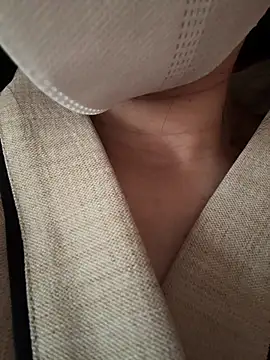 Snapshot of Diamon_bb chatting on December 2025 06:00:01 AM Diamon bb online show from December 2025 06:00:01 AM