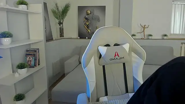 KrisDoeil online show from April 2026 02:22:02 AM