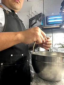 Snapshot of Samcan3 chatting on December 2025 04:53:02 AM Samcan3 online show from December 2025 04:53:02 AM